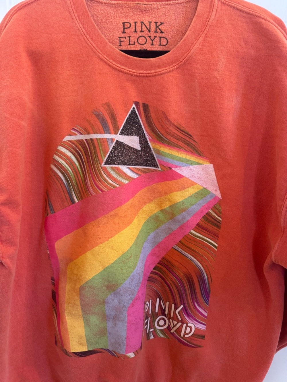 🎸Pink Floyd Prism Graphic Sweatshirt | Vintage Vibes | Oversized Cozy Essential - Picture 3 of 6
